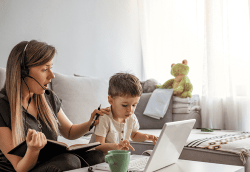 avantages de l'apprentissage précoce d'une langue étrangère à l'enfant